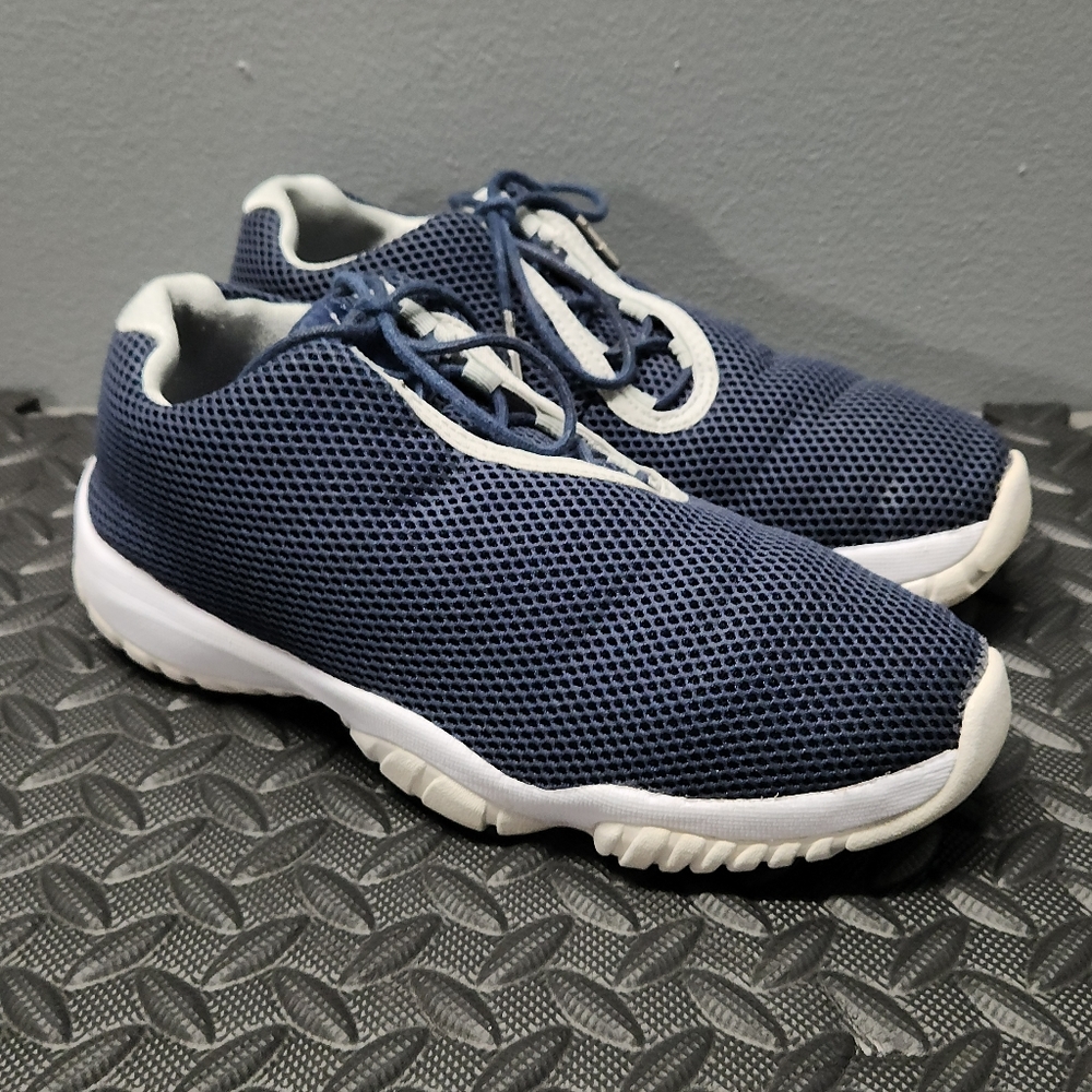 Jordan Future LowMidnight Navy Grey Mist White